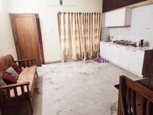 Køkken eller tekøkken på Cosy & homely full cottage