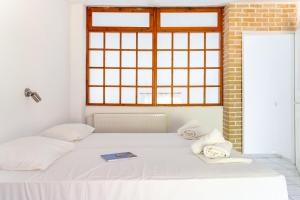 Foto dalla galleria di Villa Nikos Koukounaries a Koukounaries