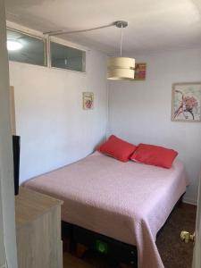 Postel nebo postele na pokoji v ubytování Departamento viña del mar cercano a mall y playa