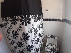 Koupelna v ubytování Departamento viña del mar cercano a mall y playa