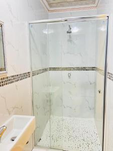 Ванная комната в Nakawa Guest Lodge