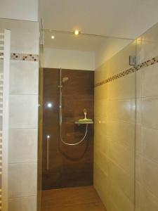 Koupelna v ubytování Frühstückspension Sunnhäusl