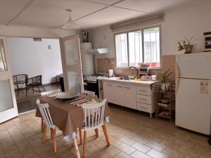 Køkken eller tekøkken på Depto Güemes