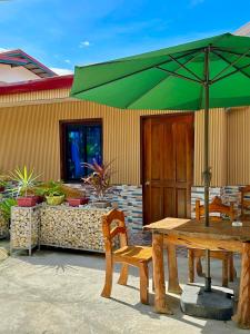 Sân trong/khu vực ngoài trời tại Indino Guest House