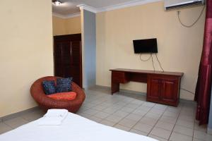 Μια τηλεόραση ή/και κέντρο ψυχαγωγίας στο Hôtel Santa Lucia