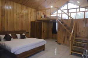 Φωτογραφία από το άλμπουμ του Tiger Woods σε Jamania