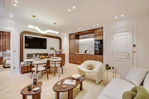 Гостиная зона в Maison Galante's apartments with Services in Louvre - Rue des Déchargeurs