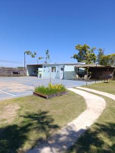 Tòa nhà nơi nhà nghỉ dưỡng tọa lạc