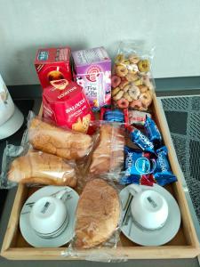 Φαγητό σε αυτό το διαμέρισμα ή κάπου εκεί κοντά