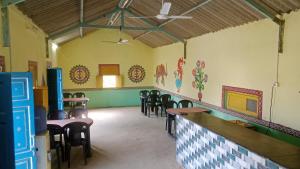 Restaurace v ubytování White Rann Homestay