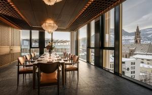 Общий вид на горы или вид на горы из отеля