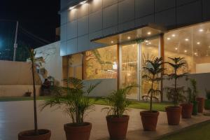 صورة لـ Hotel Padharo Sa Resort , Vrindavan - Lavish & Luxury rooms with parking near prem mandir في فريندافان