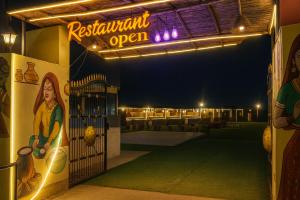 صورة لـ Hotel Padharo Sa Resort , Vrindavan - Lavish & Luxury rooms with parking near prem mandir في فريندافان