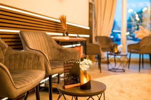 Χώρος καθιστικού στο City Hotel Mercator +35 φωτογραφίες