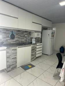 Η κουζίνα ή μικρή κουζίνα στο Casa Urbis +3 φωτογραφίες