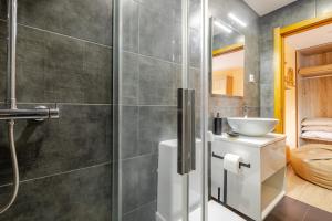 Ванная комната в Estúdio à Beira da Água no Gerês