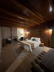 Giường trong phòng chung tại Recanto Bellagio +18 ảnh