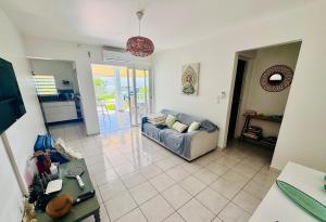 Fotografie z fotogalerie ubytování Appartement paradisiaque les pieds dans l'eau v destinaci Le Gosier + 7 fotografií