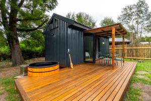 Сад в Moss & Moon Cabins