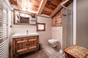 Et badeværelse på la ferme de la Vora + 32 billeder