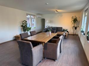 Khu vực ghế ngồi tại 'T centrum Reusel