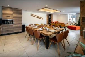 Η κουζίνα ή μικρή κουζίνα στο La Ferme Geromoise - OVO Network