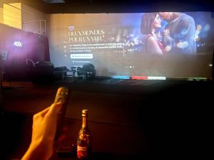 Et tv og/eller underholdning på Loft Jaspar Studio - 200m2 pour groupes près de Paris + 8 billeder