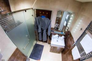 Imagen de la galería de Elegant Apartment for Rent in the Heart of Rabat, en Gare de Rabat-Aguedal 9 fotos más