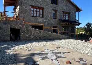 Το κτήριο όπου στεγάζεται  η παραθεριστική κατοικία +17 φωτογραφίες