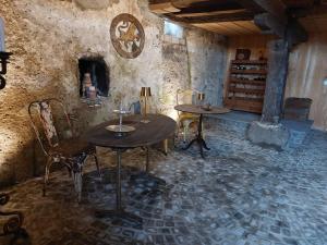 Fotografie z fotogalerie ubytování Historisches Doppel - Riegelbauernhaus v destinaci Langnau am Albis