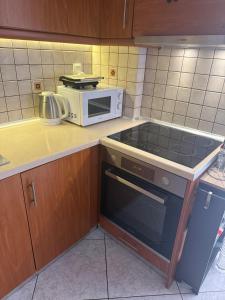 Φωτογραφία από το άλμπουμ του Premium Duplex in Piraeus - 7 Guests with Parking στον Πειραιά