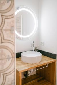 Koupelna v ubytování Confort et modernité au cœur de l'Aubrac + 11 fotografií