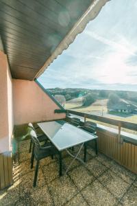 Balkón nebo terasa v ubytování Confort et modernité au cœur de l'Aubrac