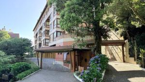 Το κτήριο όπου στεγάζεται  το διαμέρισμα