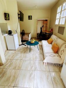 Khu vực ghế ngồi tại L essenCiel