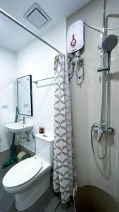 Phòng tắm tại WV Tower Unit 617 6th Floor