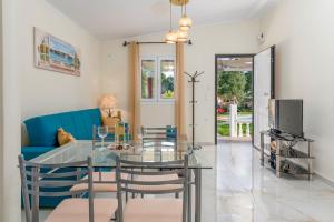 Χώρος καθιστικού στο Memi