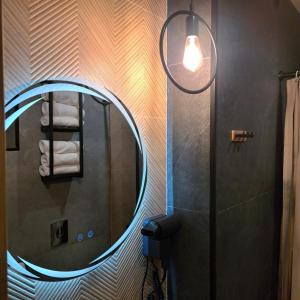 Et badeværelse på Apartament Kryształowy Potok + 12 billeder