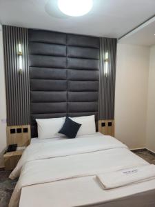 Φωτογραφία από το άλμπουμ του The Adeza σε Ife