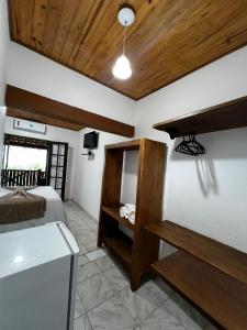 Kuchyň nebo kuchyňský kout v ubytování Pousada Cantinho D'Abrantes - Próximo as Melhores Praias de Ilhabela - Veloso e Curral