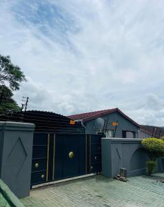 Budova, kde se prázdninový dům nachází