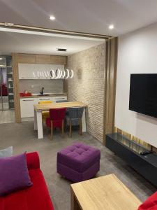 Et tv og/eller underholdning på Hedonizam Jahorina 2