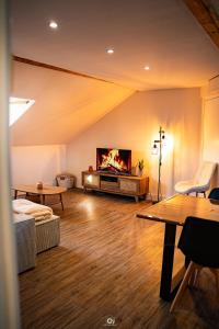 Χώρος καθιστικού στο Appartement proche gare, vue Basilique, parking