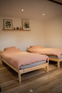 Το σπα ή/και άλλες εγκαταστάσεις ευεξίας στο Appartement proche gare, vue Basilique, parking