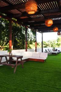 Κήπος έξω από το Hotel Lydna Ki'n +29 φωτογραφίες