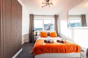 Ένα ή περισσότερα κρεβάτια σε δωμάτιο στο Free Parking 11 Guests Family&Contractors Bedford +52 φωτογραφίες