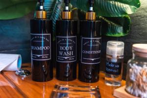 Φωτογραφία από το άλμπουμ του Free Parking 11 Guests Family&Contractors Bedford στο Μπέντφορντ