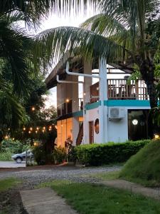 Κήπος έξω από το Mar Adentro San Blas