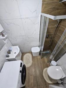 Ένα μπάνιο στο Apartman IVA +7 φωτογραφίες