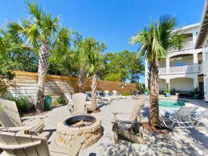 Ban công/sân hiên tại Sand Seair l Private Heated Pool l Bikes and Golf Cart included